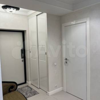 Продается Многокомнатная квартира, 110 м²