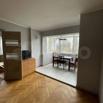 Продается 3-х комнатная квартира, 47 м²