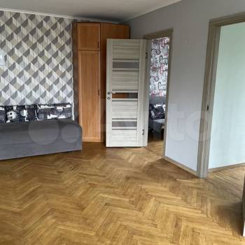 Продается 3-х комнатная квартира, 47 м²