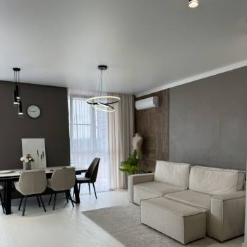 Продается 2-х комнатная квартира, 56,2 м²