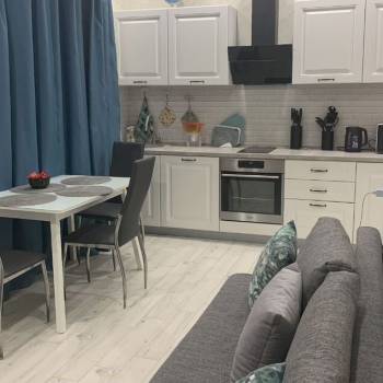 Продается 1-комнатная квартира, 45 м²