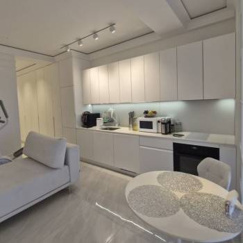 Продается 1-комнатная квартира, 36,8 м²