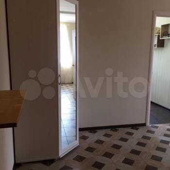 Продается 1-комнатная квартира, 40 м²