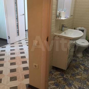 Продается 1-комнатная квартира, 40 м²