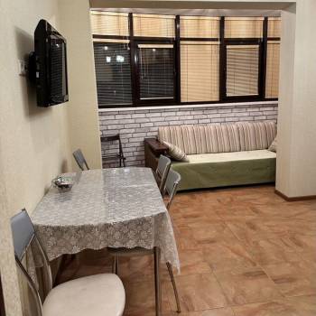 Сдается 1-комнатная квартира, 55 м²