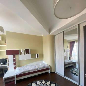 Продается 3-х комнатная квартира, 90 м²