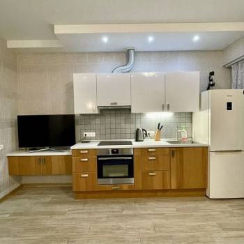 Сдается 1-комнатная квартира, 50 м²