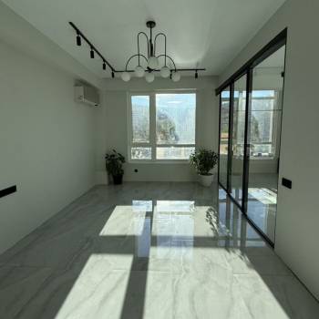 Продается 1-комнатная квартира, 39 м²