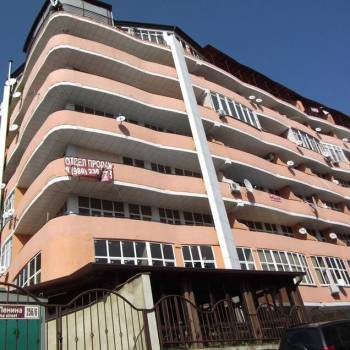 Продается 1-комнатная квартира, 40 м²