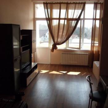 Продается 1-комнатная квартира, 40 м²