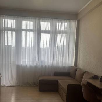 Продается 1-комнатная квартира, 38 м²