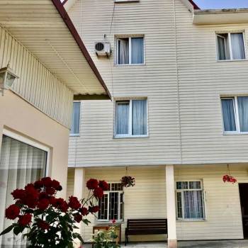 Продается Дом, 352 м²