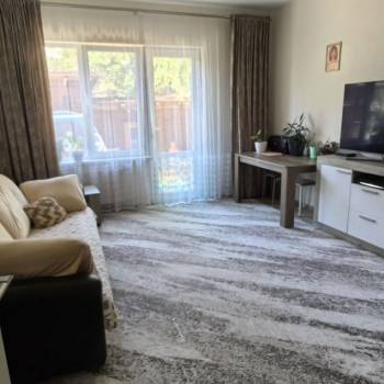 Продается Дом, 180 м²