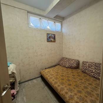 Продается 1-комнатная квартира, 34 м²