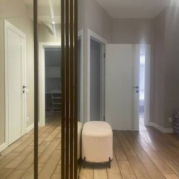 Продается Многокомнатная квартира, 105 м²