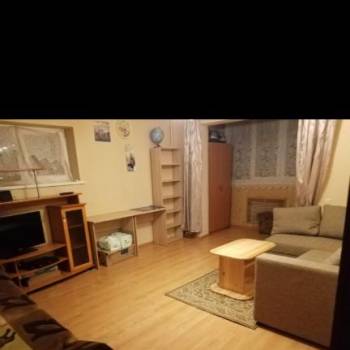 Сдается 2-х комнатная квартира, 100 м²