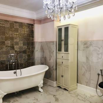 Продается Многокомнатная квартира, 133 м²