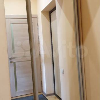 Продается 1-комнатная квартира, 37 м²