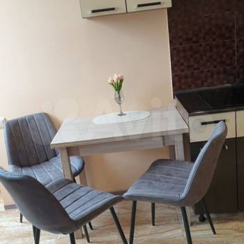 Продается 1-комнатная квартира, 37 м²