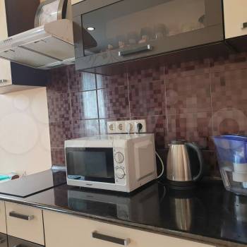 Продается 1-комнатная квартира, 37 м²