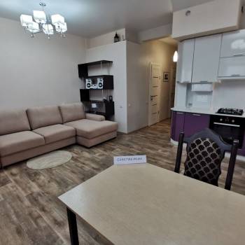 Продается 2-х комнатная квартира, 56 м²