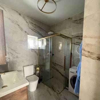 Продается Дом, 220 м²