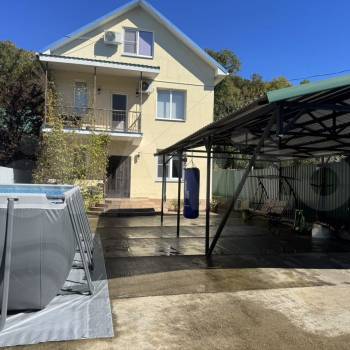 Продается Дом, 220 м²