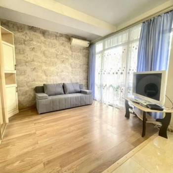 Продается 2-х комнатная квартира, 48 м²