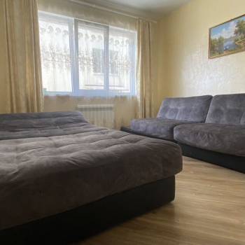 Продается Многокомнатная квартира, 74,7 м²