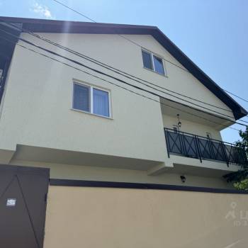 Продается Дом, 204 м²