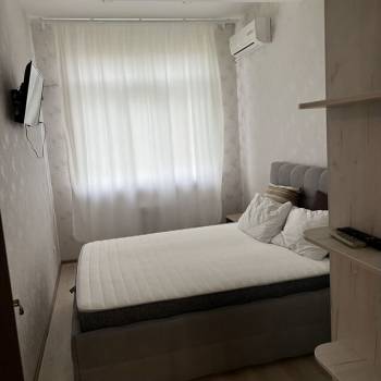 Продается 3-х комнатная квартира, 47 м²