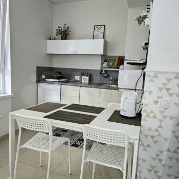 Продается 1-комнатная квартира, 34 м²