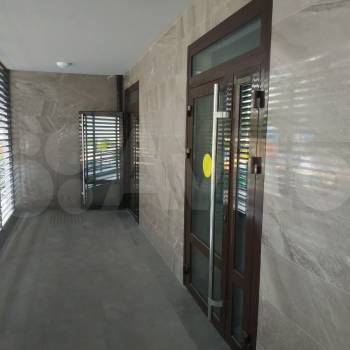 Продается 1-комнатная квартира, 42 м²