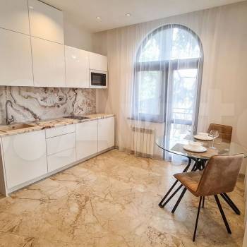 Сдается 1-комнатная квартира, 40 м²