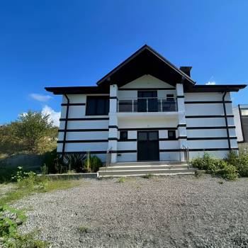 Продается Дом, 205 м²