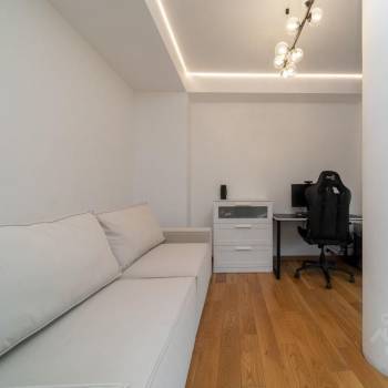 Продается 3-х комнатная квартира, 90 м²