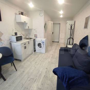 Продается 1-комнатная квартира, 18 м²