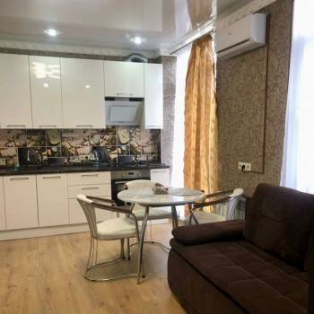 Продается 1-комнатная квартира, 46 м²