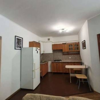 Продается 1-комнатная квартира, 51 м²