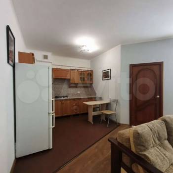 Продается 1-комнатная квартира, 51 м²