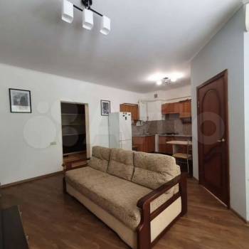 Продается 1-комнатная квартира, 51 м²