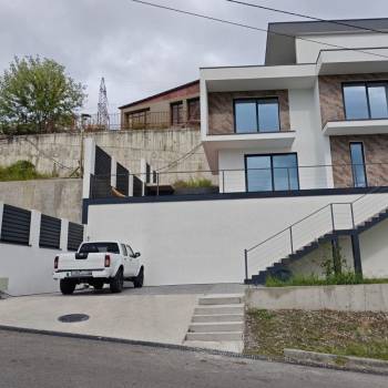 Продается Дом, 191 м²