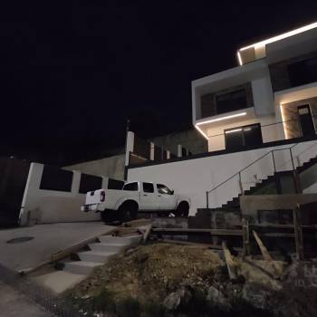 Продается Дом, 191 м²