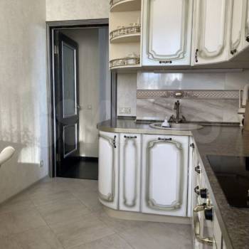 Сдается 2-х комнатная квартира, 65 м²