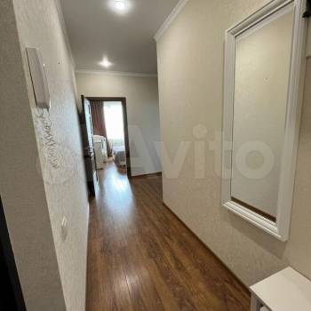 Продается 1-комнатная квартира, 38,5 м²