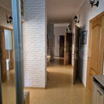 Продается Многокомнатная квартира, 114 м²