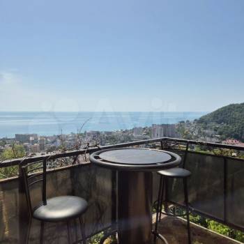 Продается Многокомнатная квартира, 114 м²