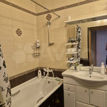 Продается Многокомнатная квартира, 114 м²