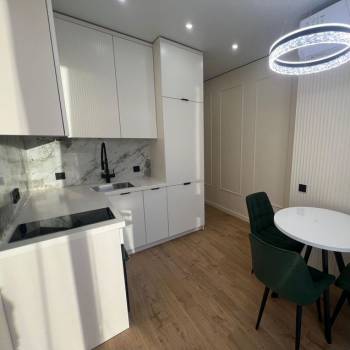 Продается 1-комнатная квартира, 30,4 м²