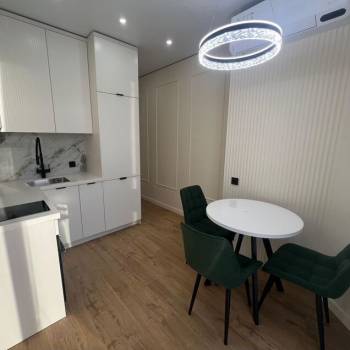 Продается 1-комнатная квартира, 30,4 м²